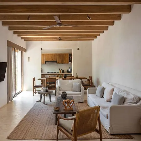 Boho Organic 3Br Villa, Gated Community, Rooftop